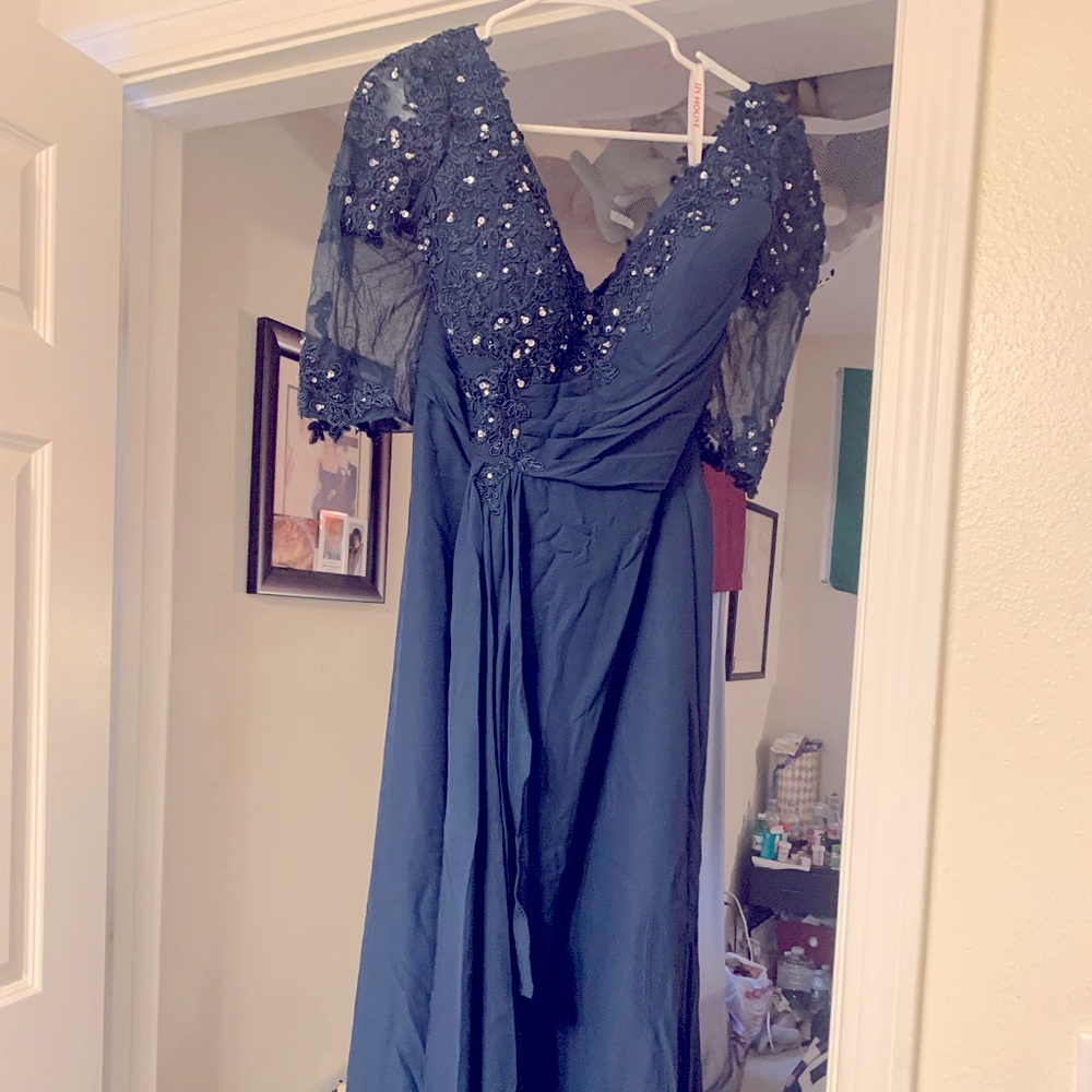 Mother of the bride gown. Beautiful gown in Dark Navy Blue sheath style